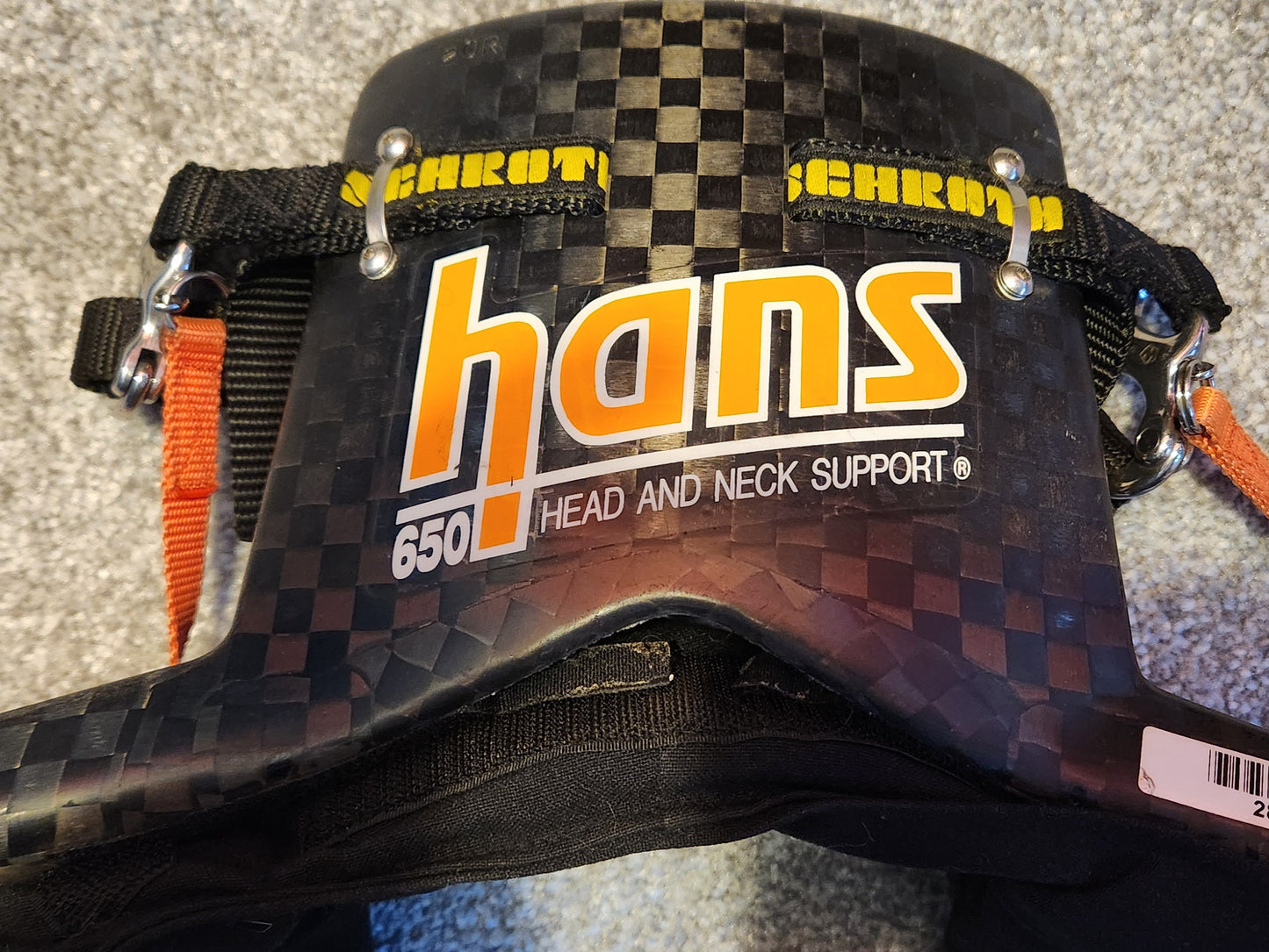 Carbon HANS Device 20 Degree. Size Medium. Saloon/Sports/GT