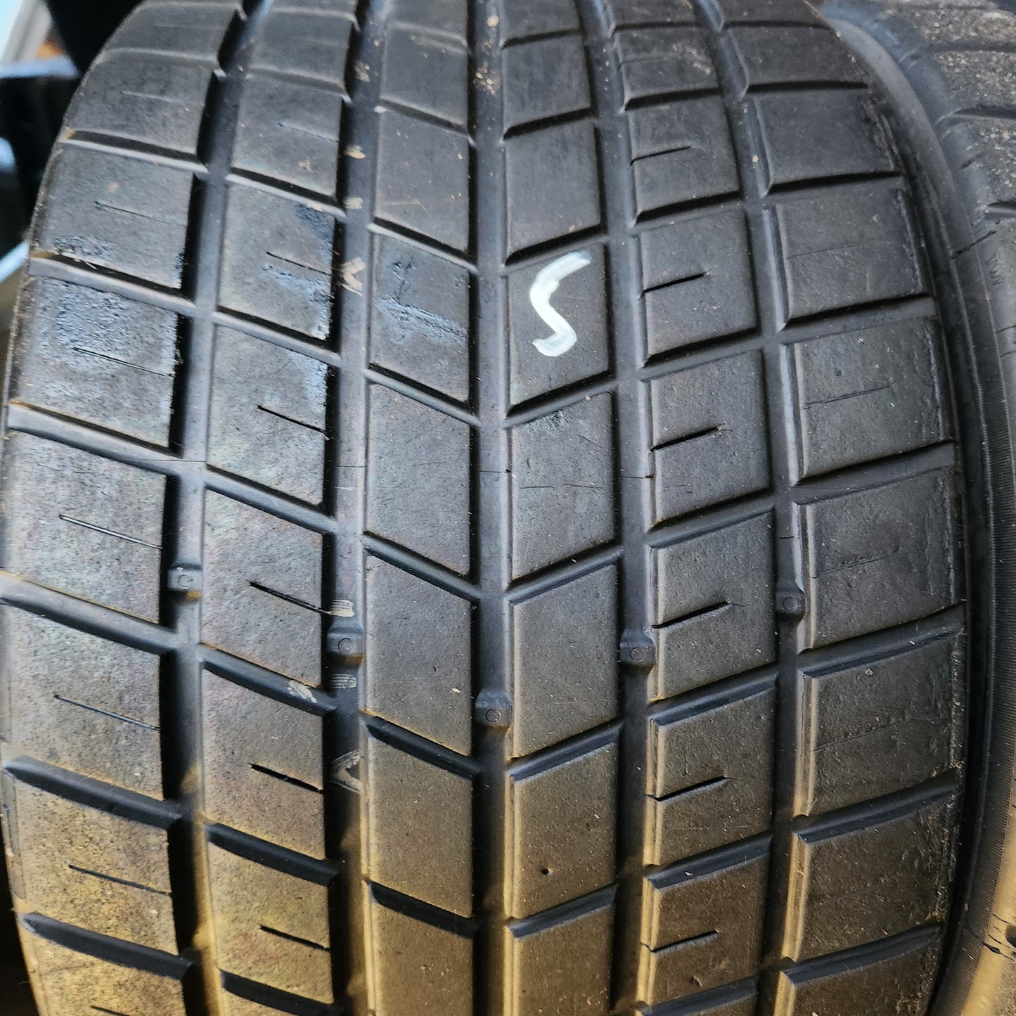 Pirelli 250/575/R13 Wets - PAIR 5. Excellent Condition